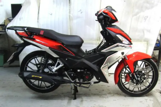 Moto Carabela Hunter 125